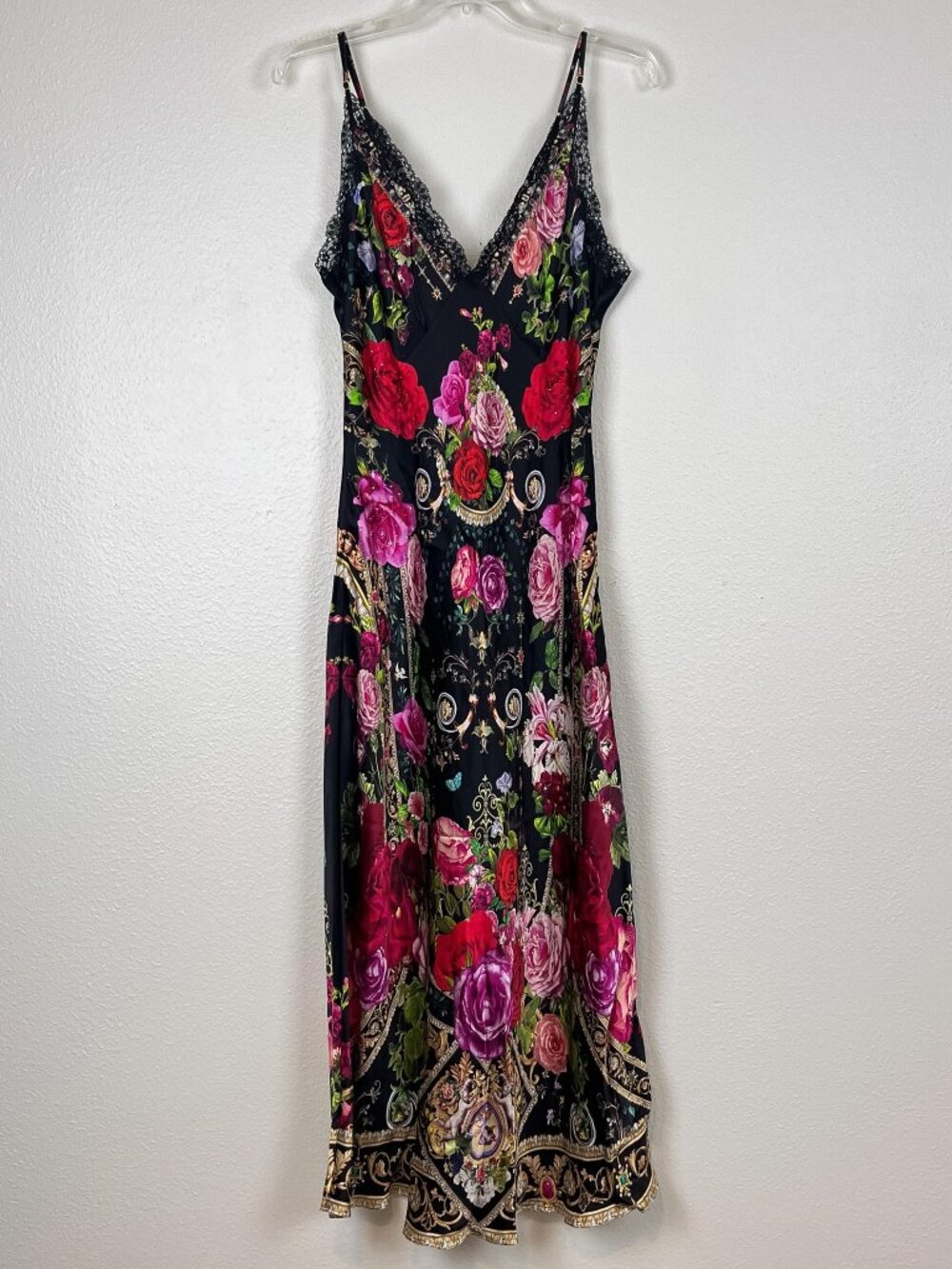 Camilla V-Neck Bias Slip Nightie Womens M Floral Lace "Reservation For Love" NEW